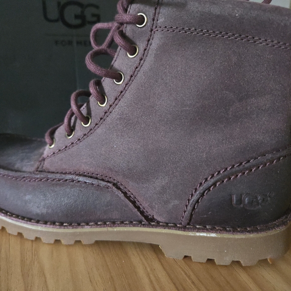 UGG Fallbrook Hiking Boots Casual Cordovan Dark Brown Leather Men's Size 8.5 - Picture 3 of 13